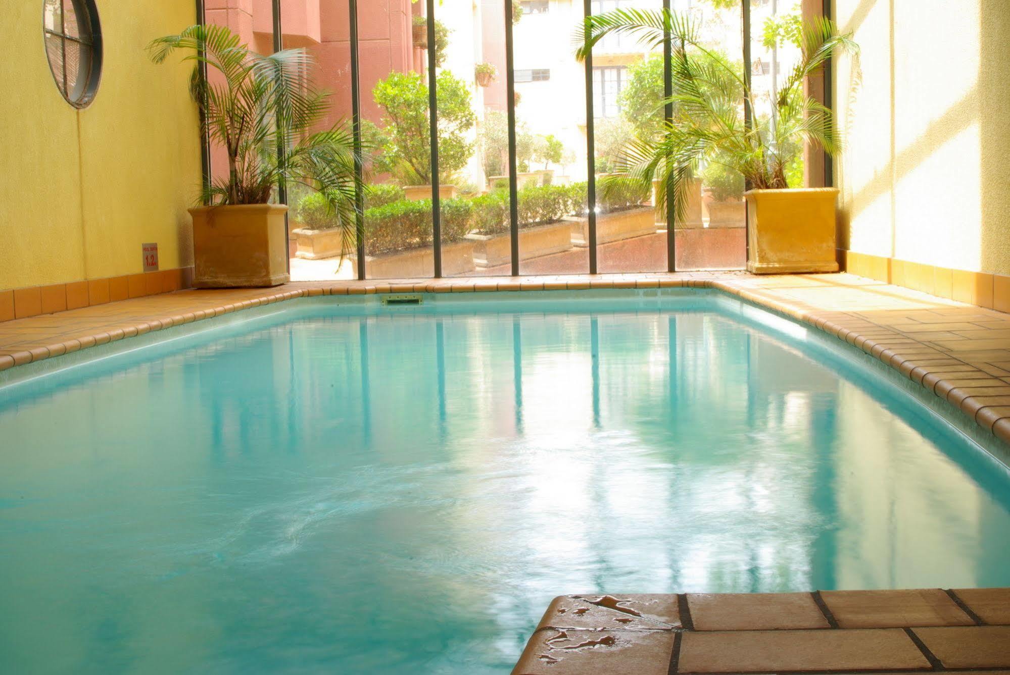 Mayford - Long Stay Rates, Pool, Gym, Parking เมลเบิร์น ภายนอก รูปภาพ